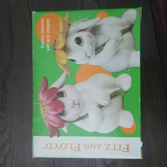 Vintage Fritz and Floyd bunny salt and pepper shakers NIB - Picture 7 of 10